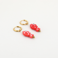 Bedel Oorbel Met Rood Visje Stainless Steel